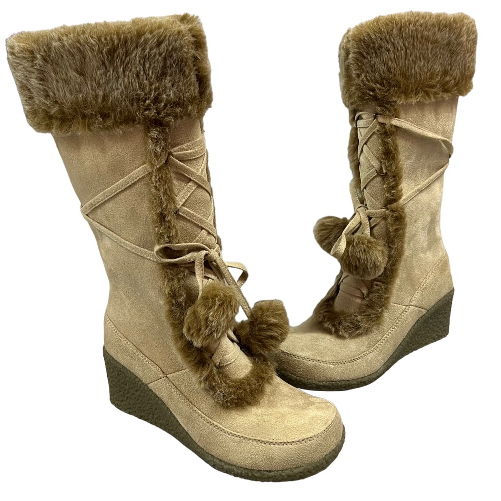 SO - Suede - Cream & Tan Lace Up Faux Fur Winter Boots - Size 7.5